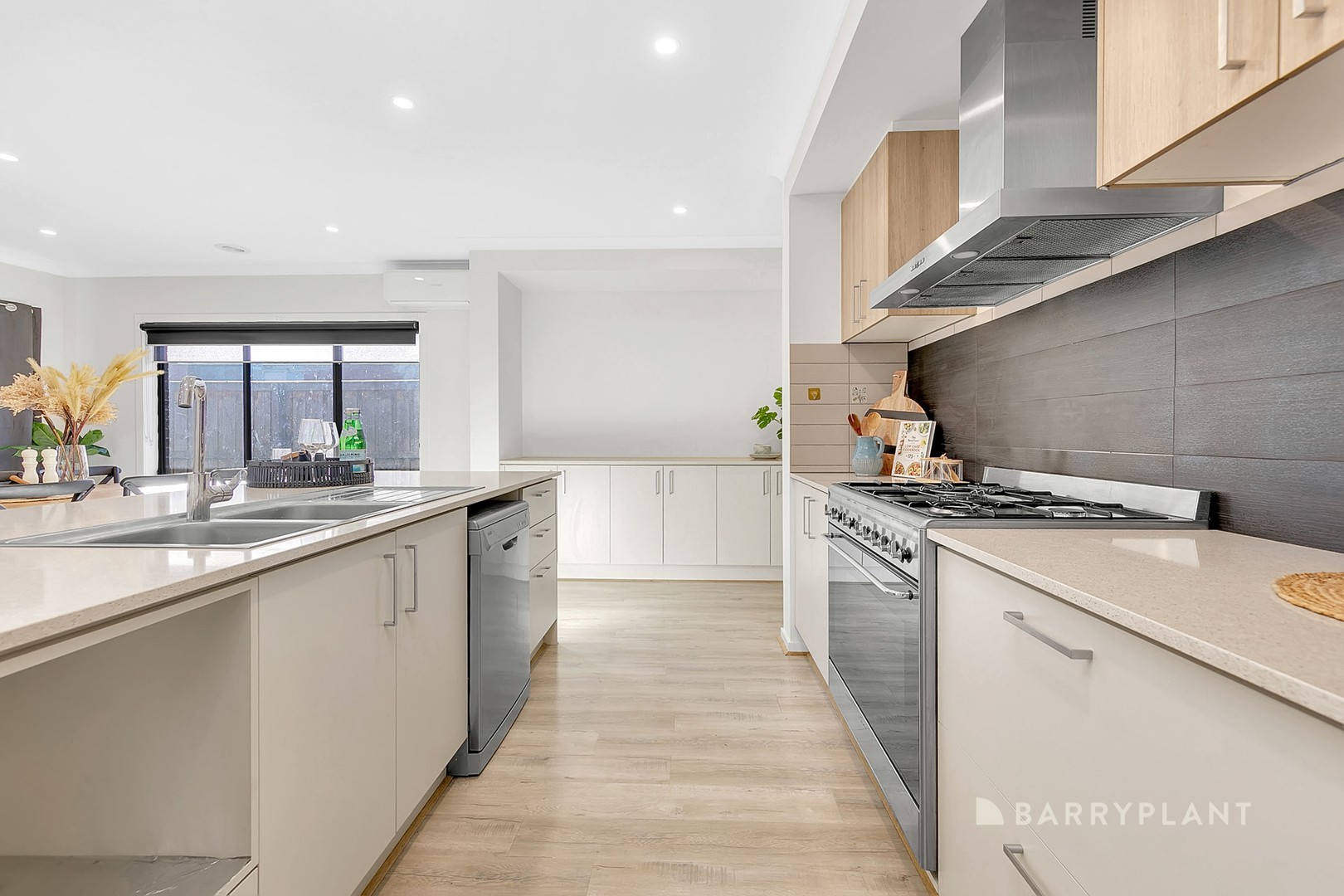 23 Spectacular Avenue, Doreen, VIC 3754, Doreen - Thumbnail 4