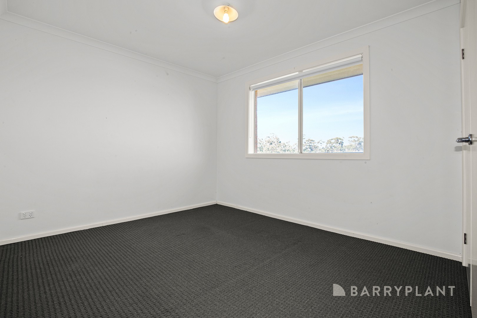23 Springwater Drive, Drouin, VIC 3818, Drouin - Thumbnail 2