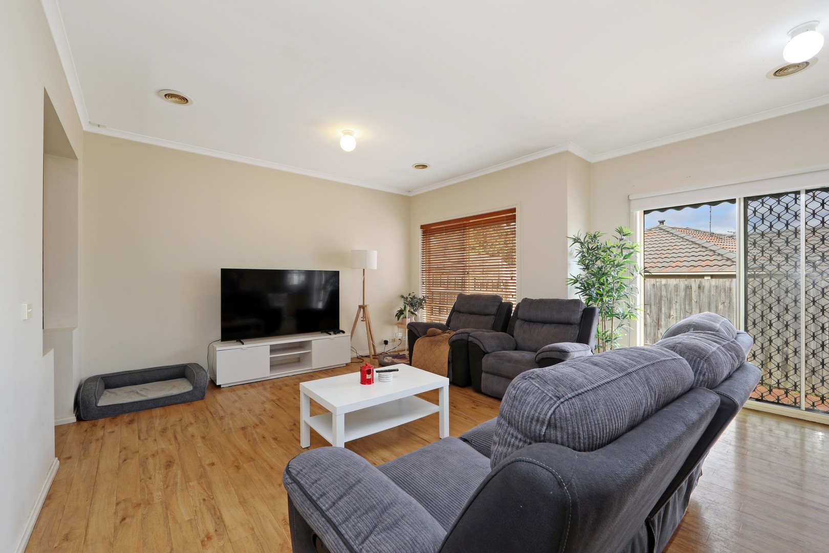 23 St Laurent Rise, Knoxfield, VIC 3180, Knoxfield - Thumbnail 2