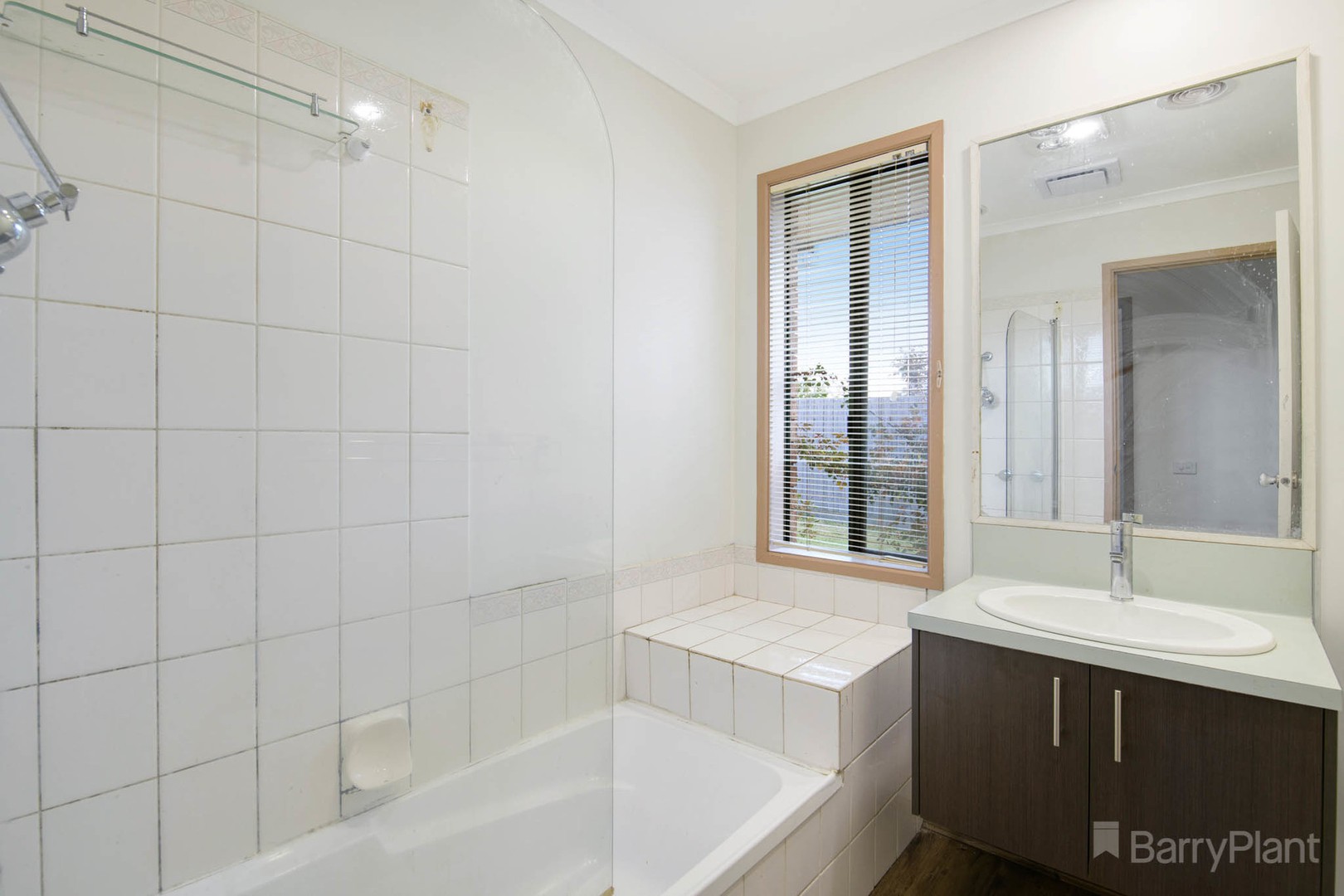23 Strathaird Drive, Narre Warren South, VIC 3805, Narre Warren South - Thumbnail 2