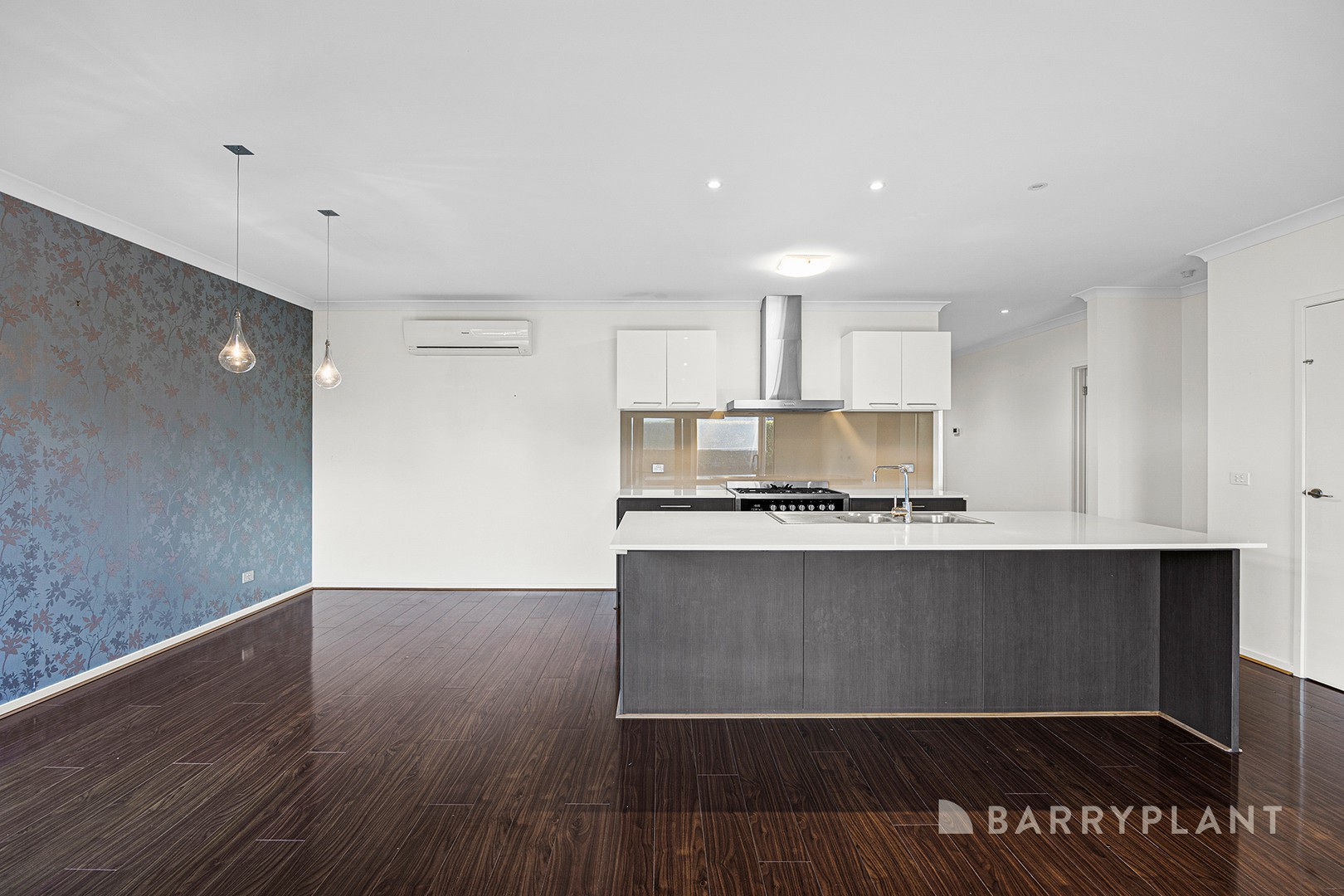 23 Tawleed Grove, Clyde North, VIC 3978, Clyde North - Thumbnail 2