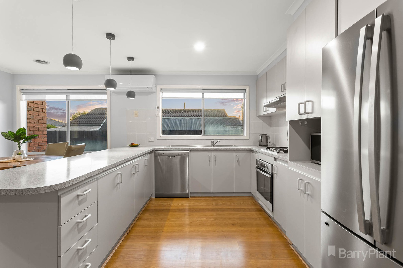 23 Teal Court, Narre Warren South, VIC 3805, Narre Warren South - Thumbnail 2