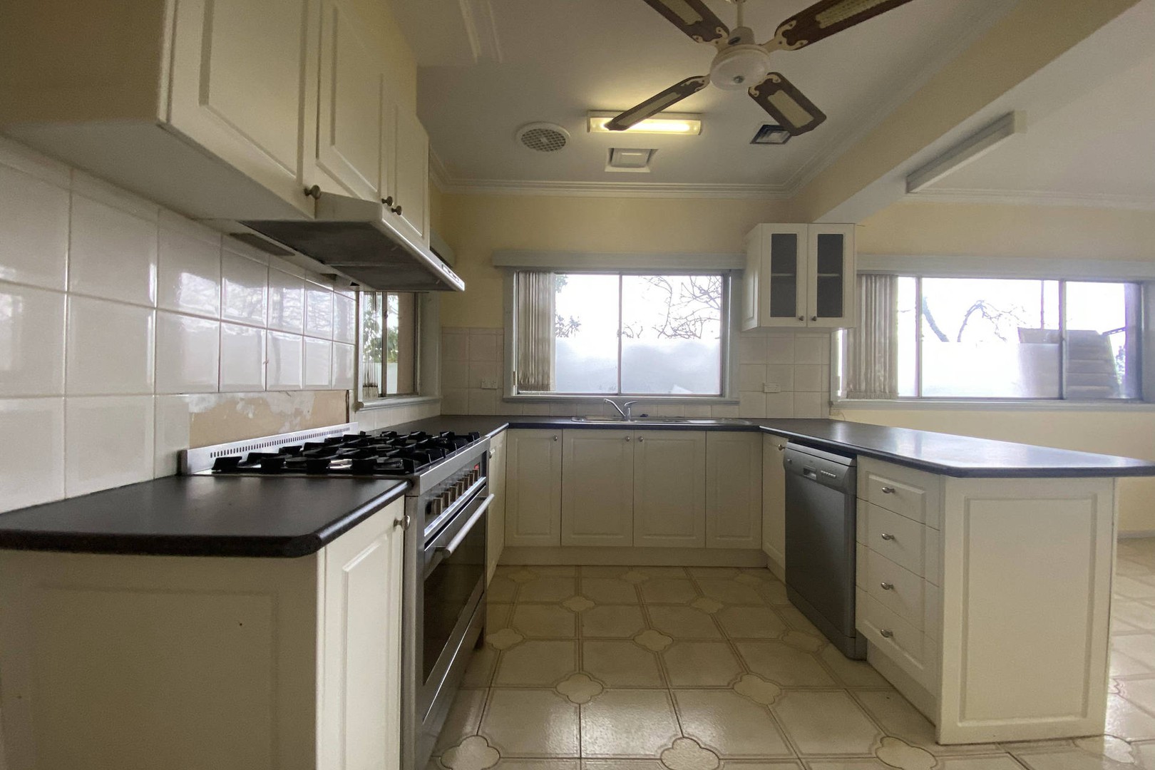 23 Tilley Street, Coburg North, VIC 3058, Coburg North - Thumbnail 2