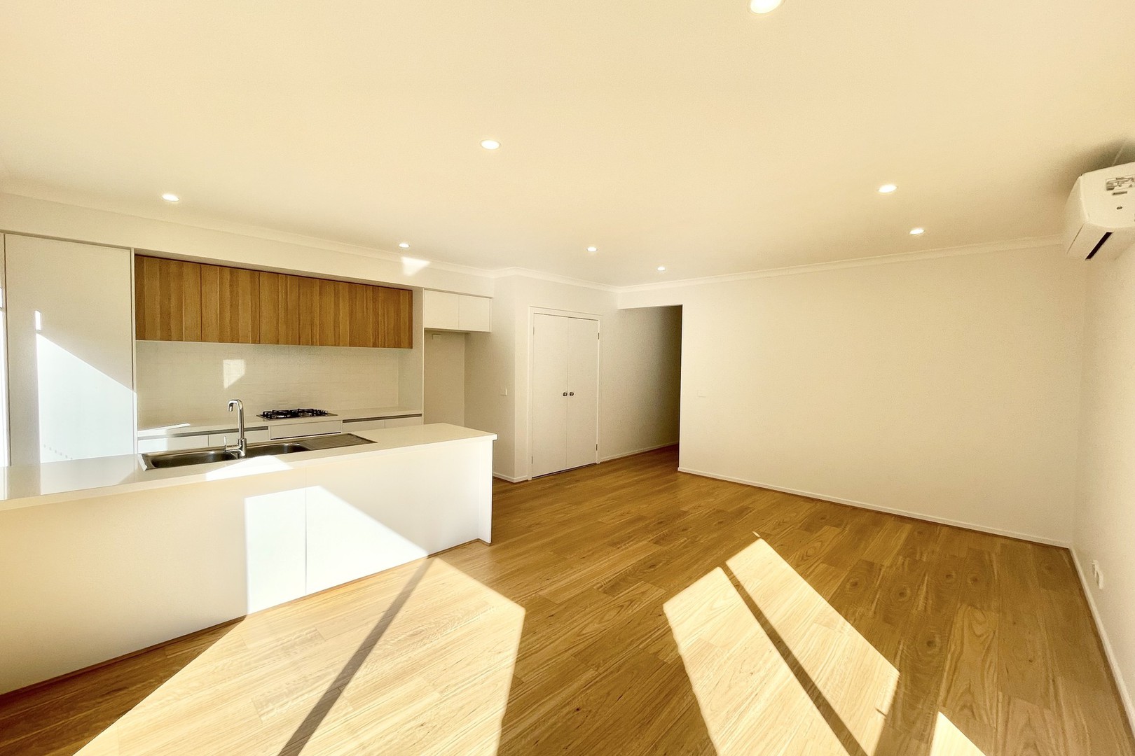 23 Turning Loop, Fraser Rise, VIC 3336, Fraser Rise - Thumbnail 6