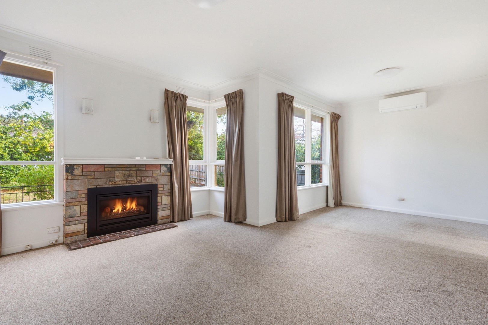 23 Vernal Avenue, Mitcham, VIC 3132, Mitcham - Thumbnail 4
