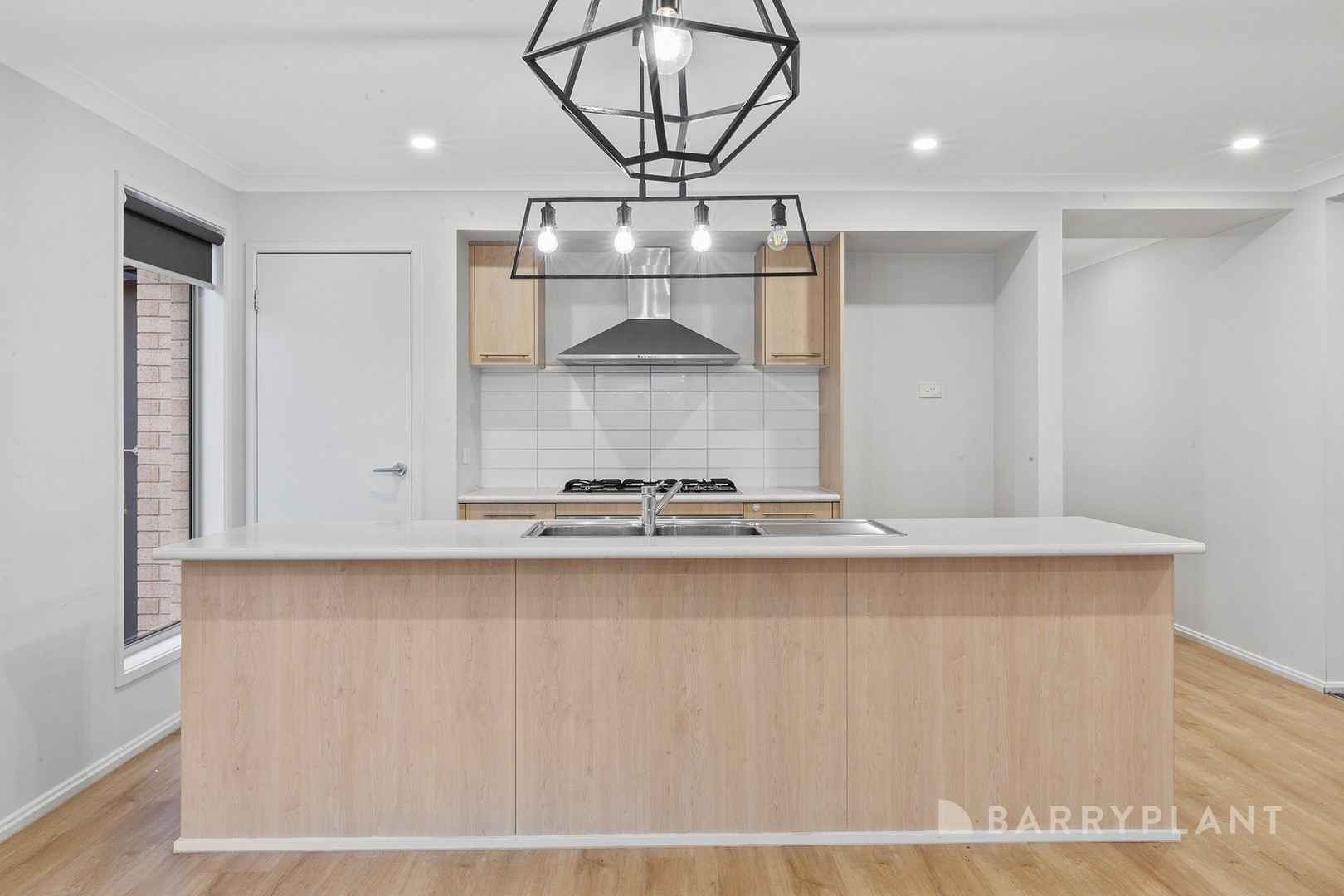 23 Warbler Street, Pakenham, VIC 3810 - Thumbnail 1 - 25/08/2026