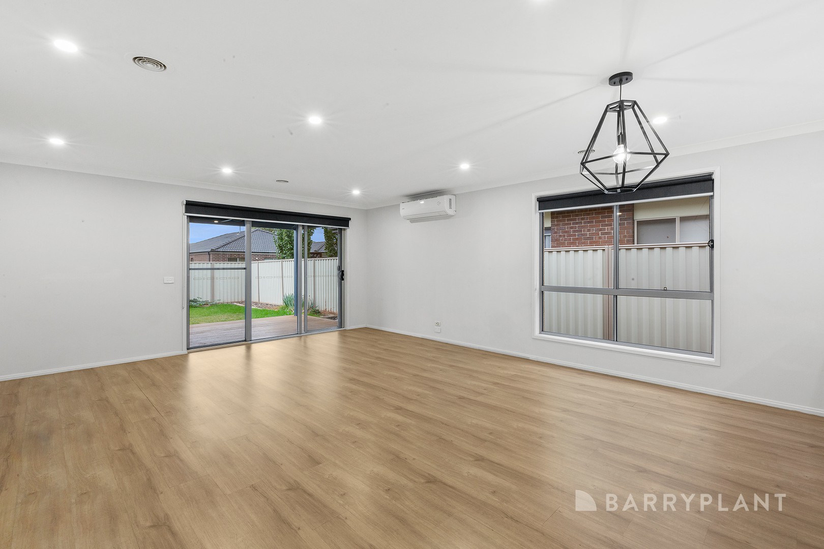 23 Warbler Street, Pakenham, VIC 3810, Pakenham - Thumbnail 4