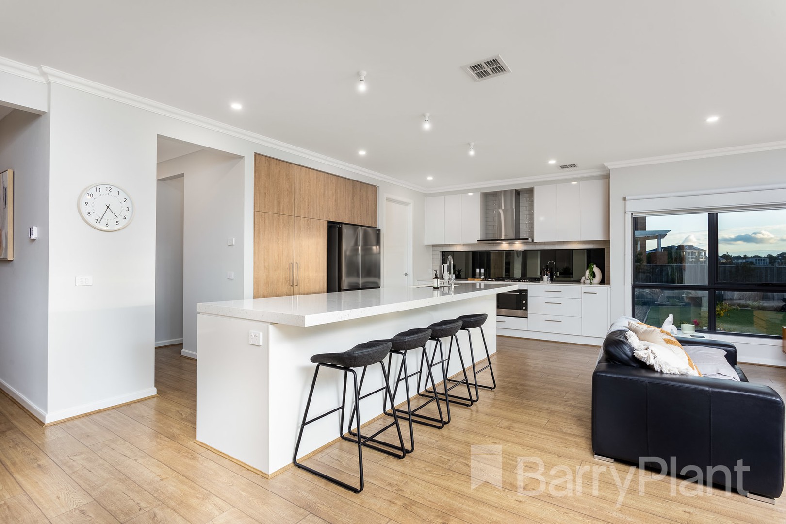 23 Watersedge Cove, Sanctuary Lakes, VIC 3030, Sanctuary Lakes - Thumbnail 5