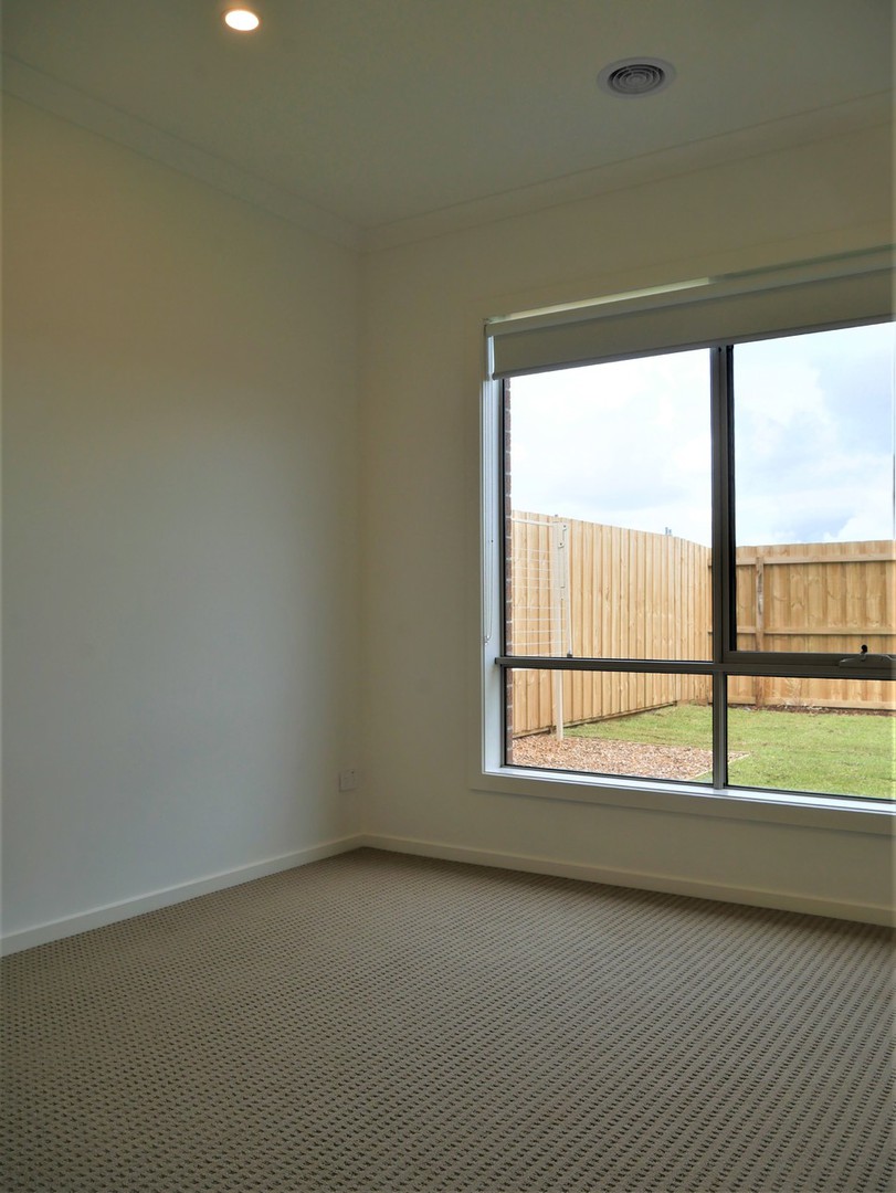 23 Wicklow Drive, Melton South, VIC 3338, Melton South - Thumbnail 6