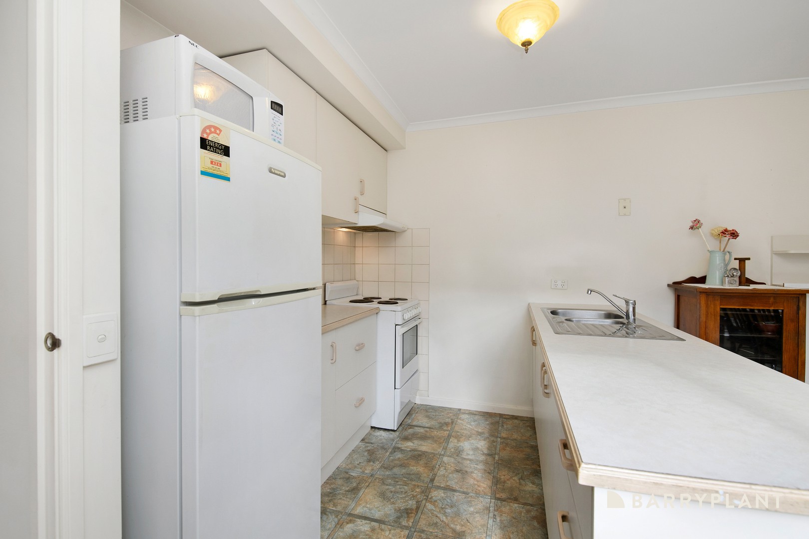 23 William Road, Berwick, VIC 3806 - Thumbnail 2 - 12/06/2026