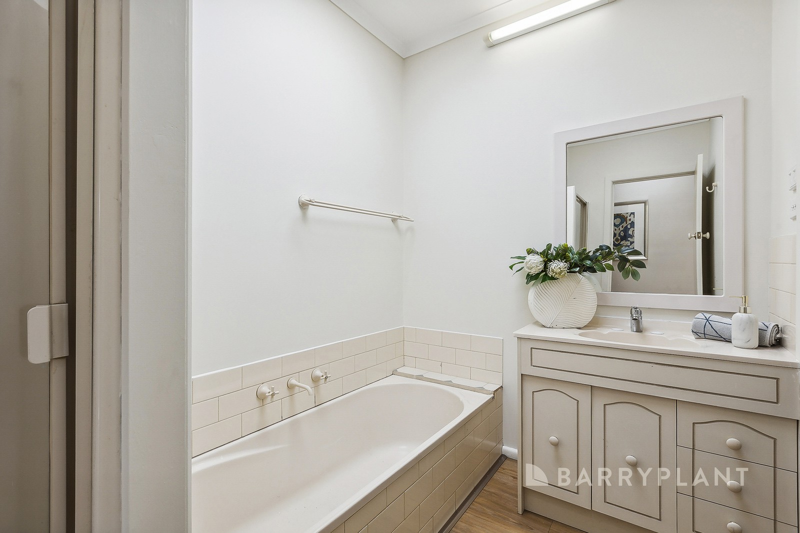 23 Wingate Avenue, Mount Waverley, VIC 3149, Mount Waverley - Thumbnail 8