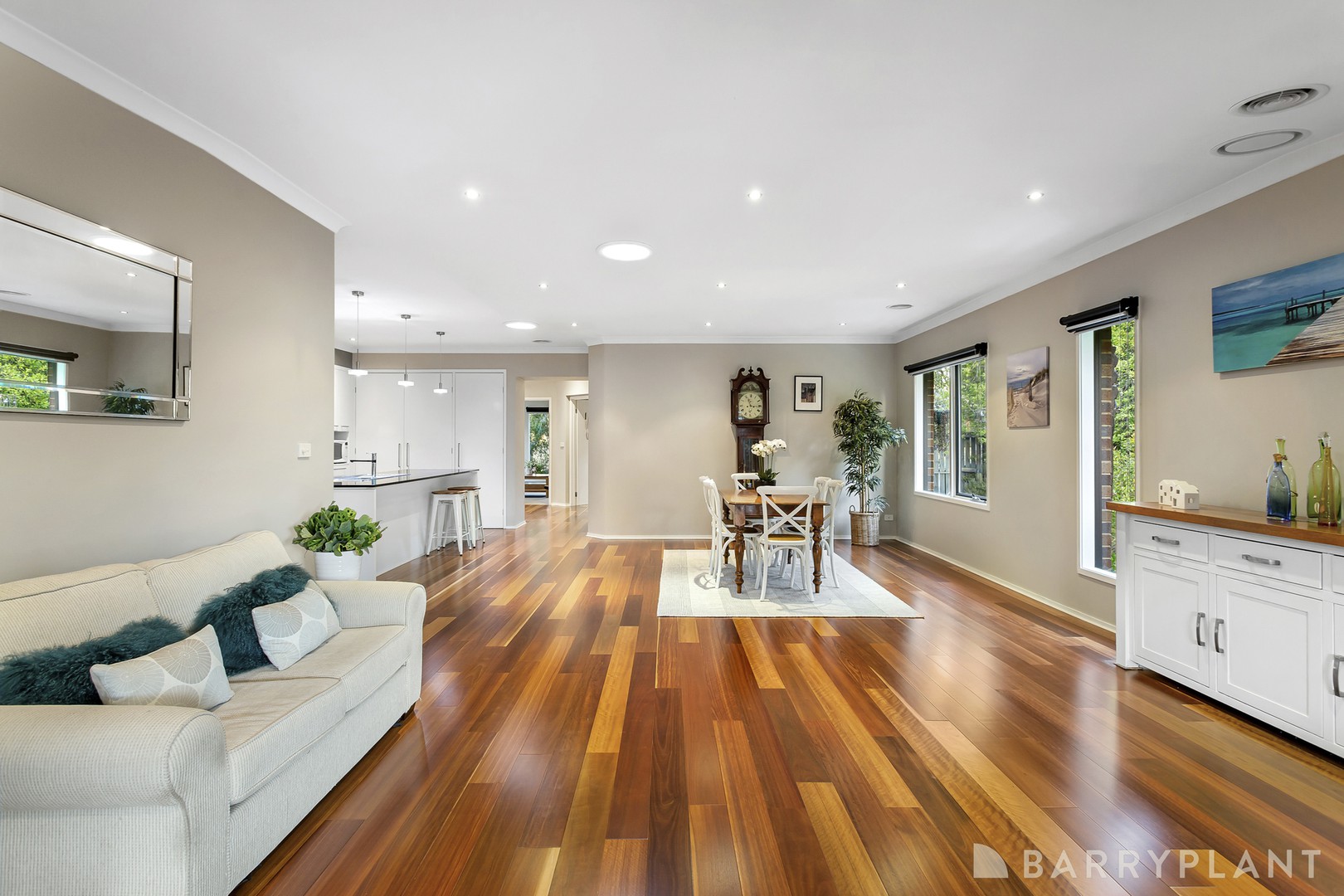 23 Woningary Crescent, Doreen, VIC 3754, Doreen - Thumbnail 3