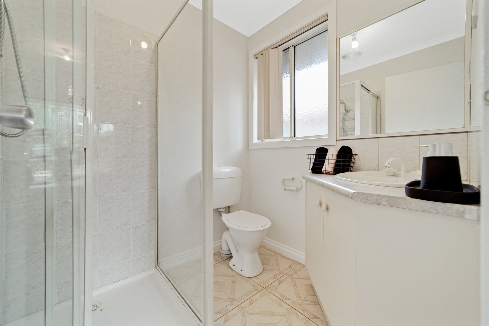 23 Woodlea Crescent, Craigieburn, VIC 3064, Craigieburn - Thumbnail 8