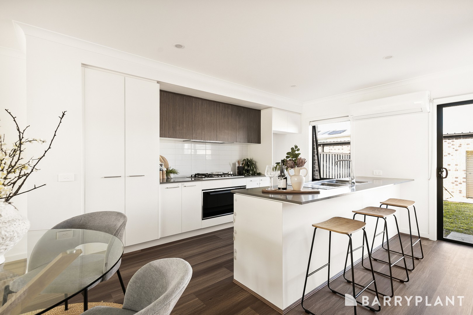 230 Carnival Boulevard, Berwick, VIC 3806, Berwick - Thumbnail 4