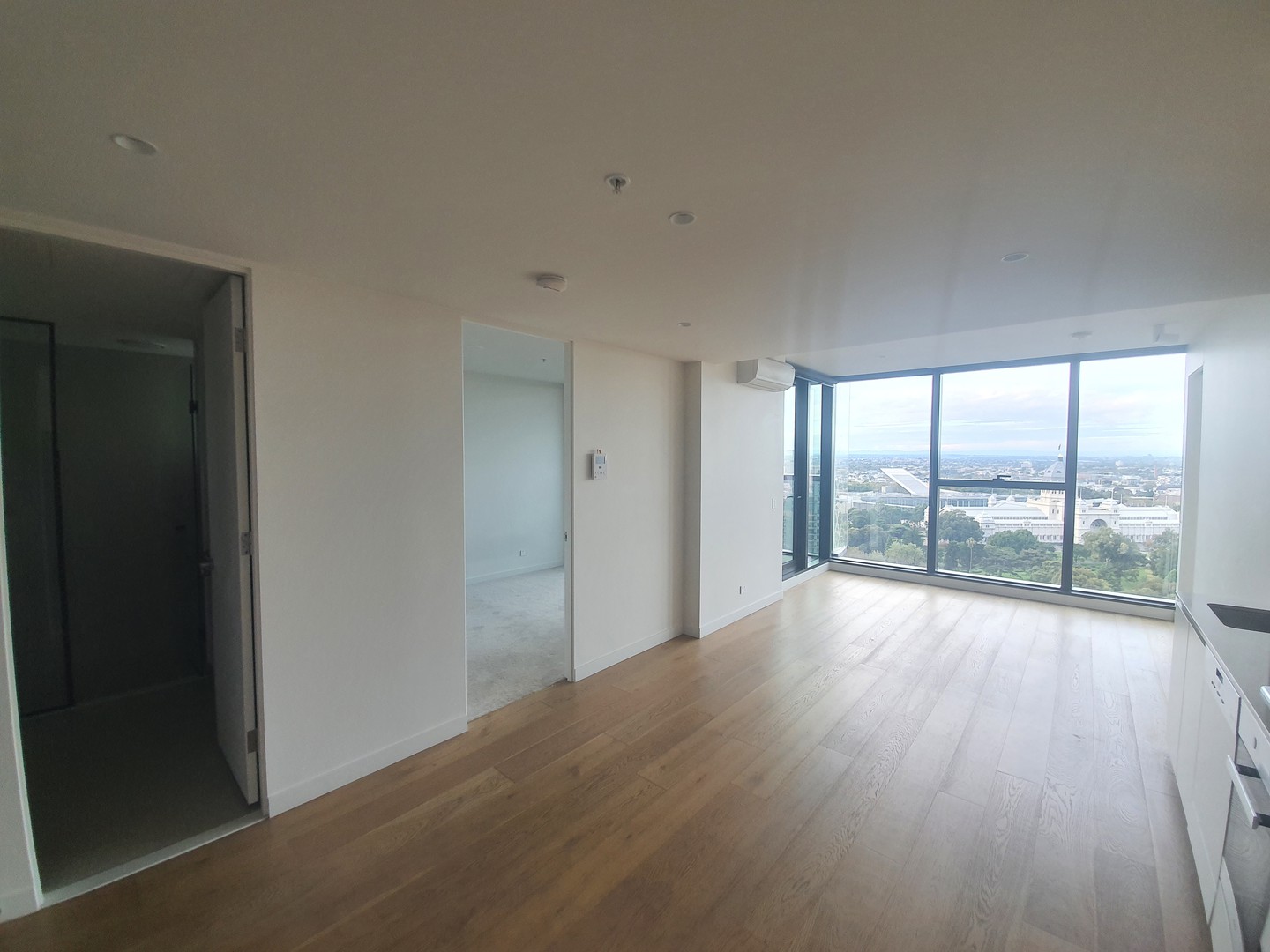 2307/9-23 MacKenzie Street, Melbourne, VIC 3000, Melbourne - Thumbnail 2