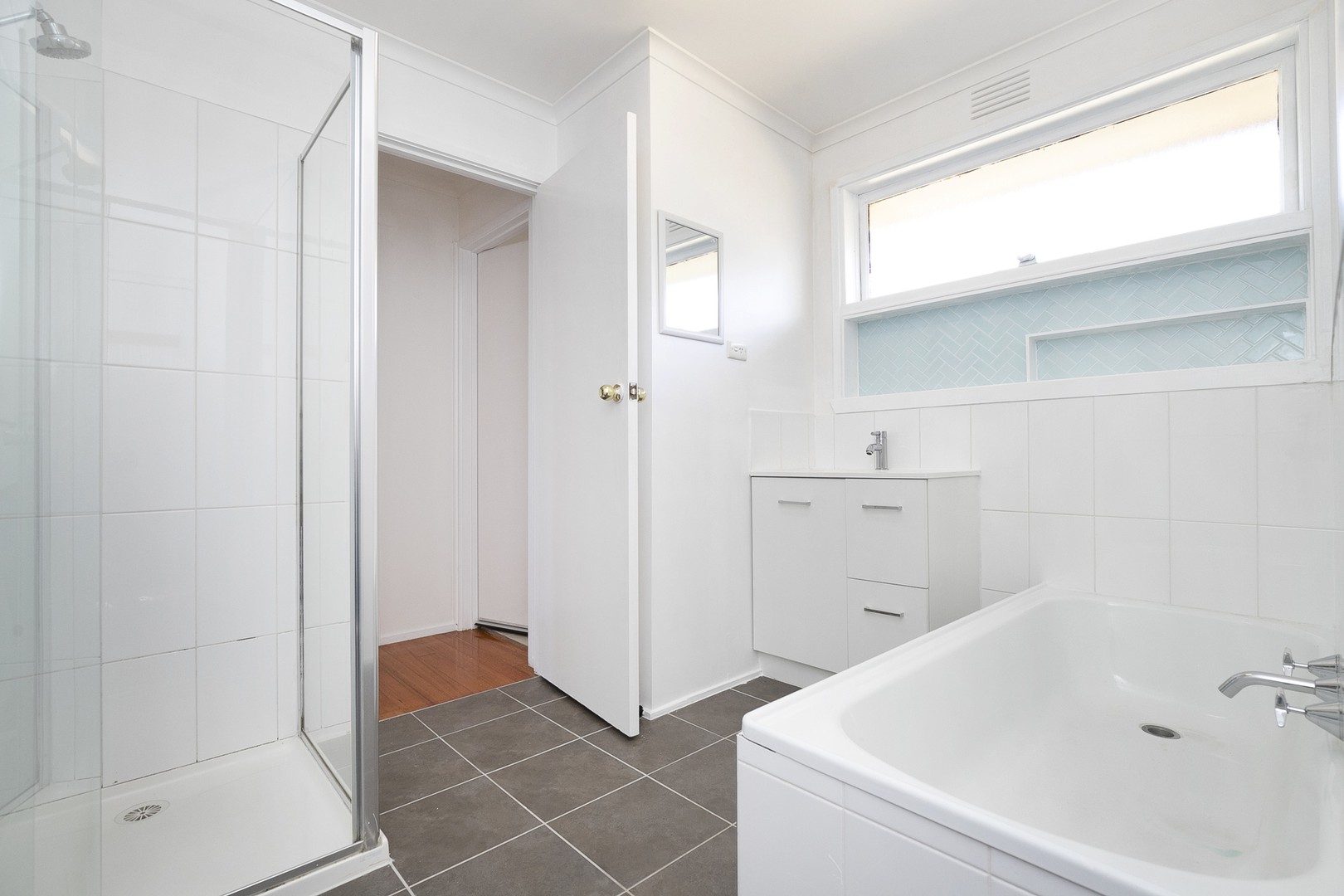 231 Furlong Road, St Albans, VIC 3021, St Albans - Thumbnail 4