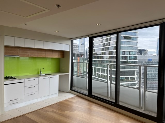 2312b/100 Harbour  Esplanade, Docklands, VIC 3008, Docklands - Thumbnail 2