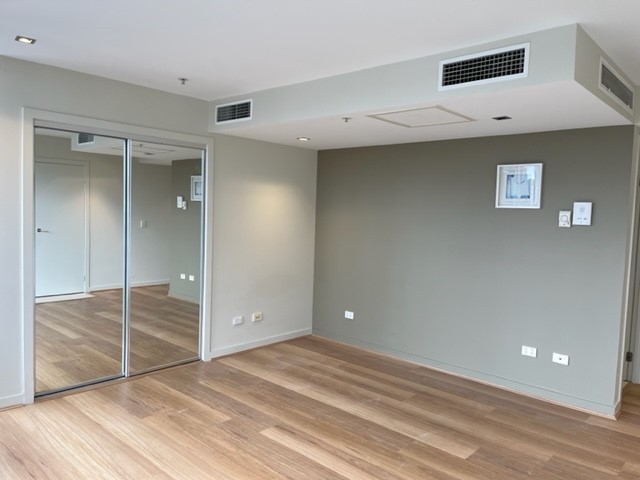 2312b/100 Harbour  Esplanade, Docklands, VIC 3008, Docklands - Thumbnail 4