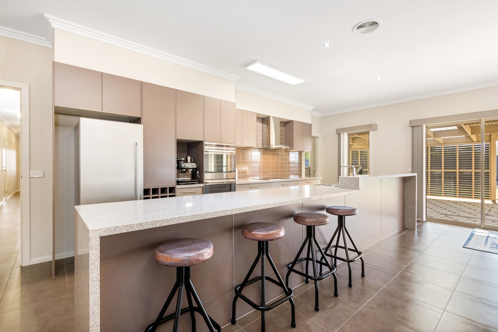 232 Glen Avon Drive, Bannockburn, VIC 3331, Bannockburn - Thumbnail 2
