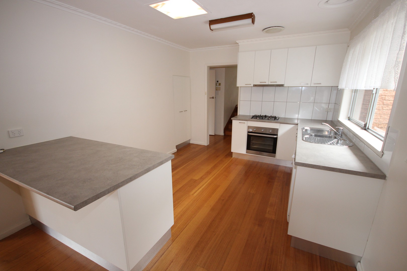 232 West Fyans Street, Newtown, VIC 3220, Newtown - Thumbnail 2
