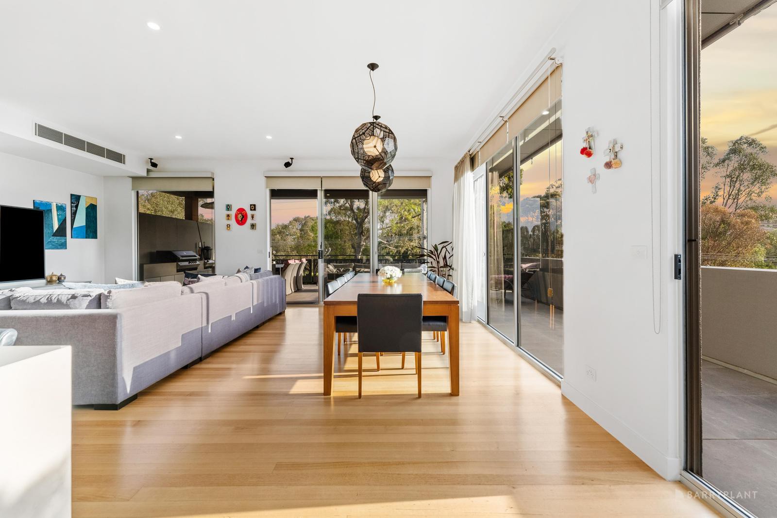233 Banyule Road, Viewbank, VIC 3084, Viewbank - Thumbnail 4