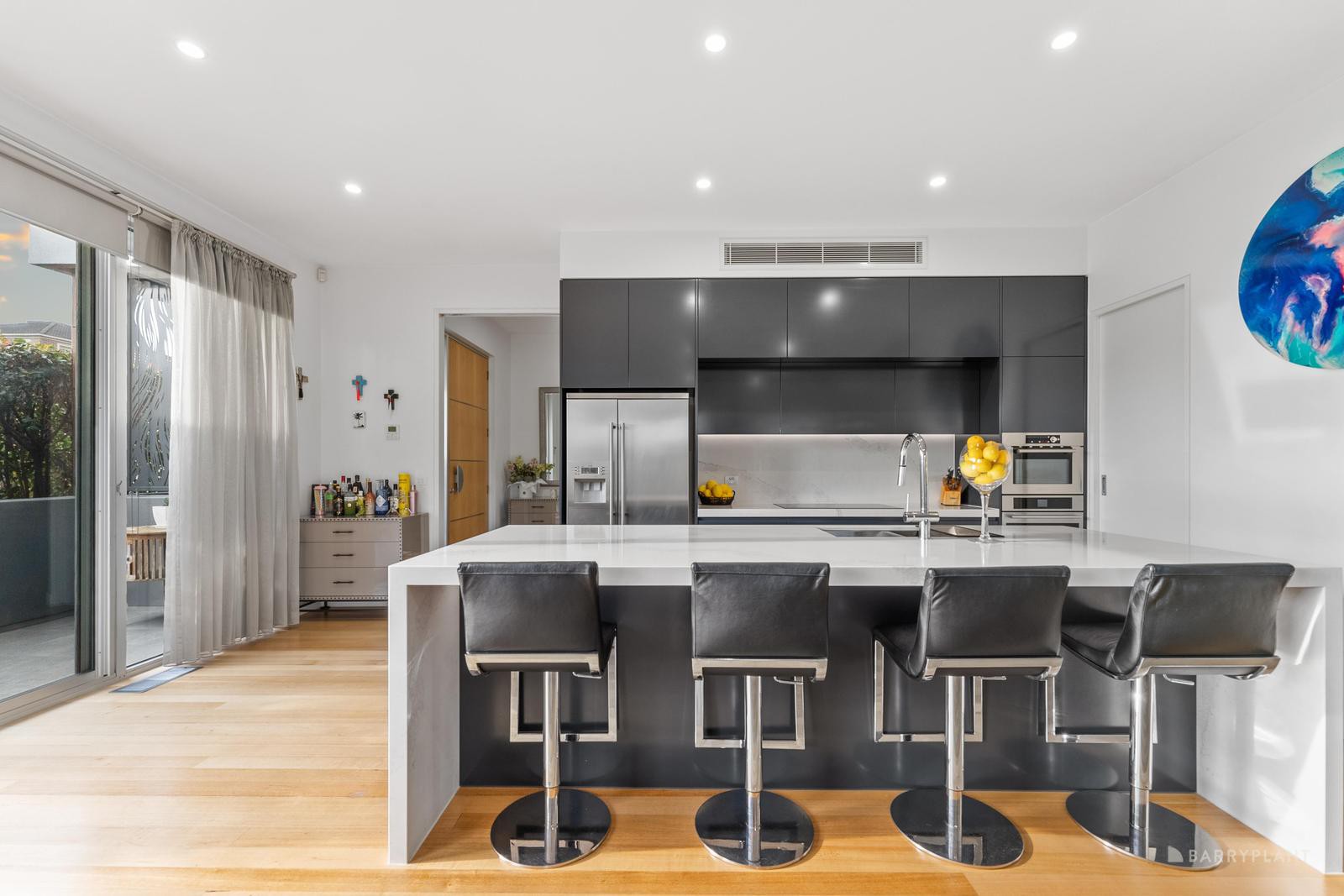 233 Banyule Road, Viewbank, VIC 3084, Viewbank - Thumbnail 5