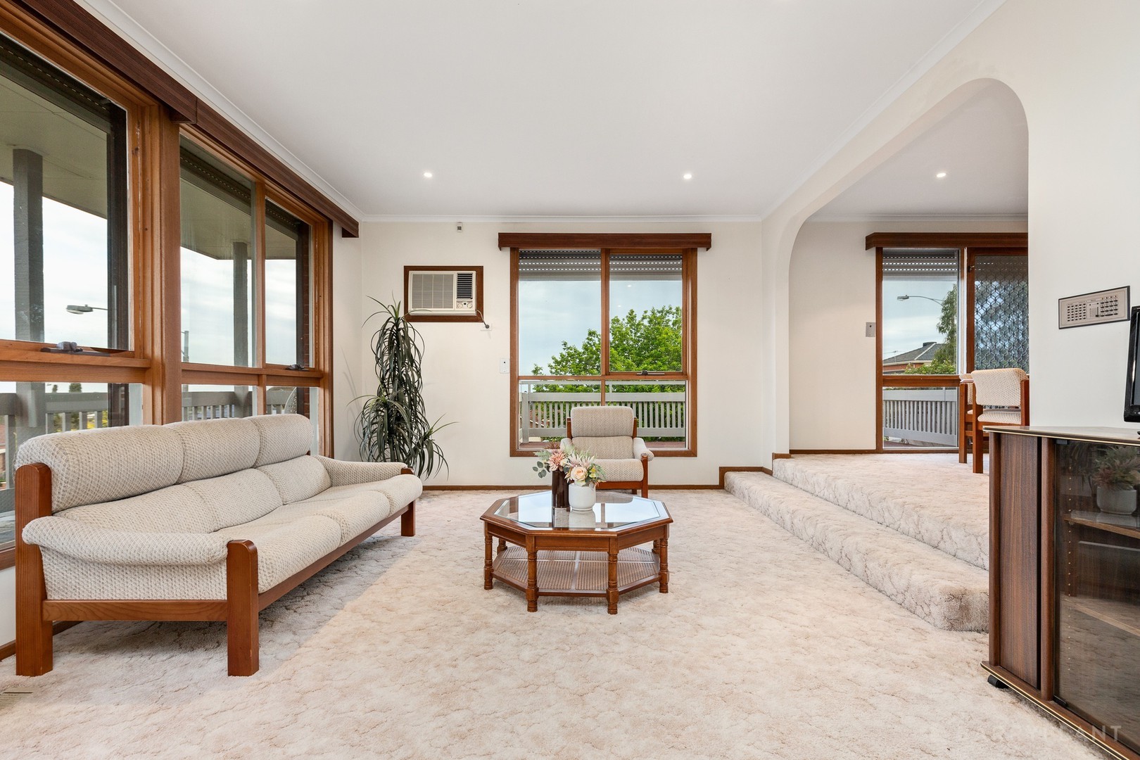 233 James Cook Drive, Endeavour Hills, VIC 3802, Endeavour Hills - Thumbnail 4