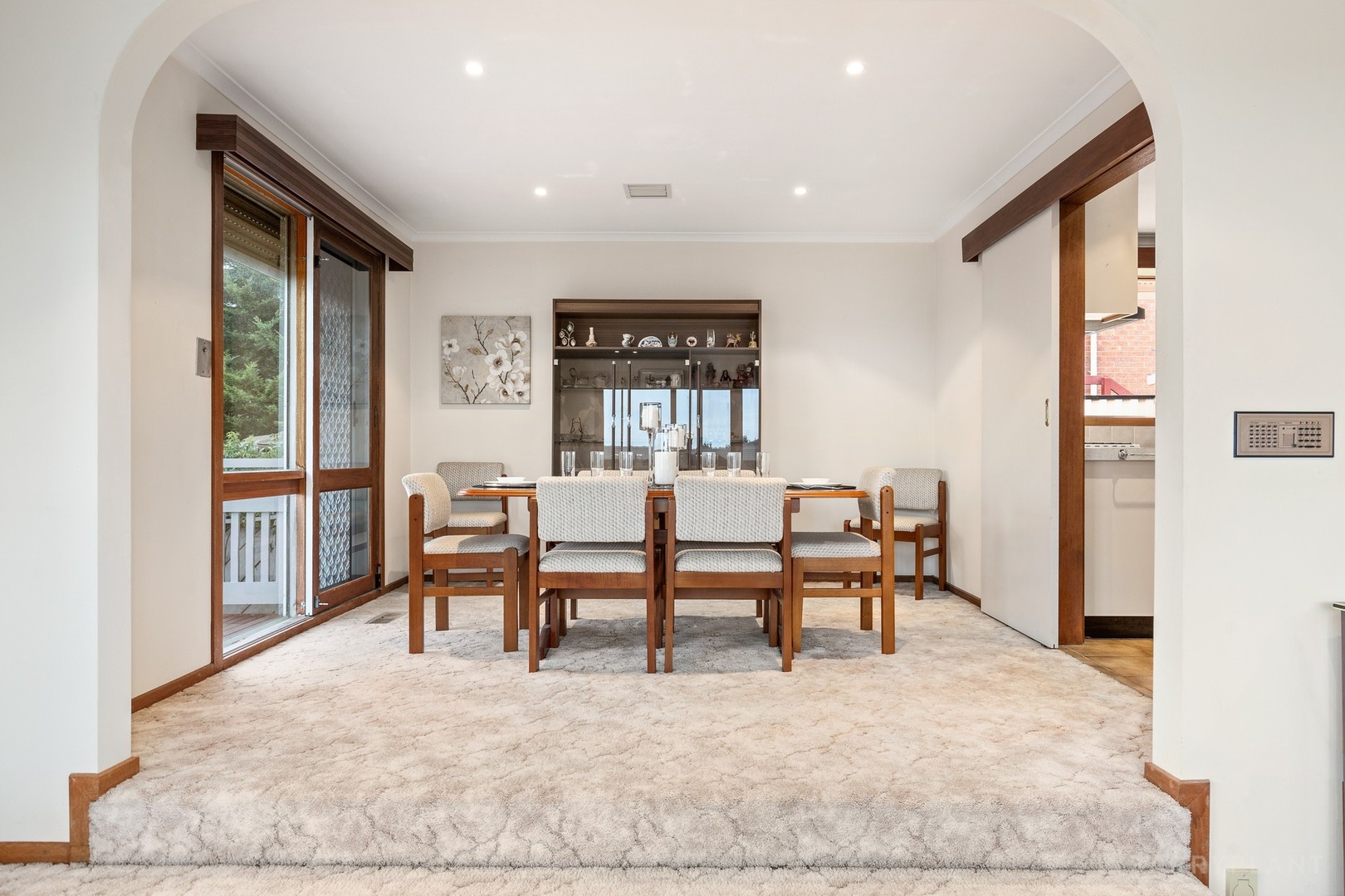 233 James Cook Drive, Endeavour Hills, VIC 3802, Endeavour Hills - Thumbnail 5