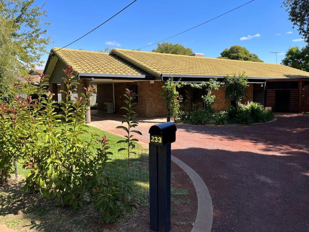 233 Walnut Avenue, Mildura, VIC 3500, Mildura - Thumbnail 2