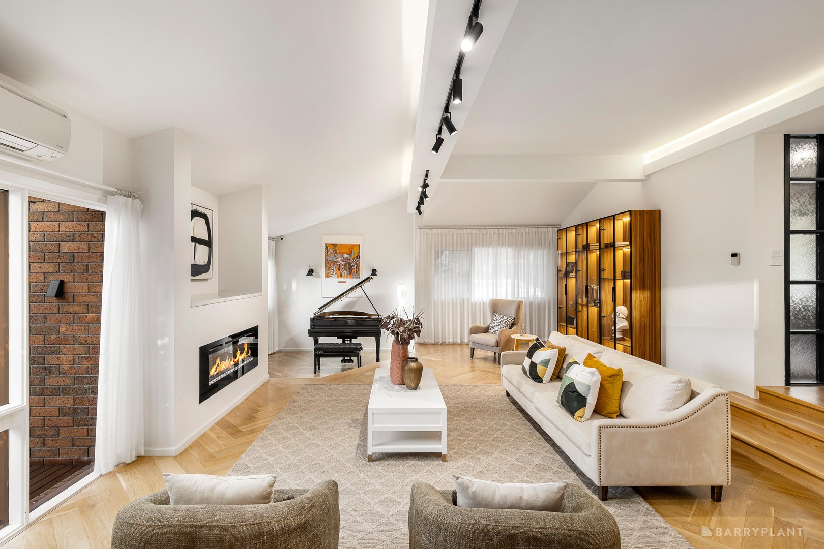 235 Serpells Road, Templestowe, VIC 3106 - Thumbnail 2 - 29/04/2026