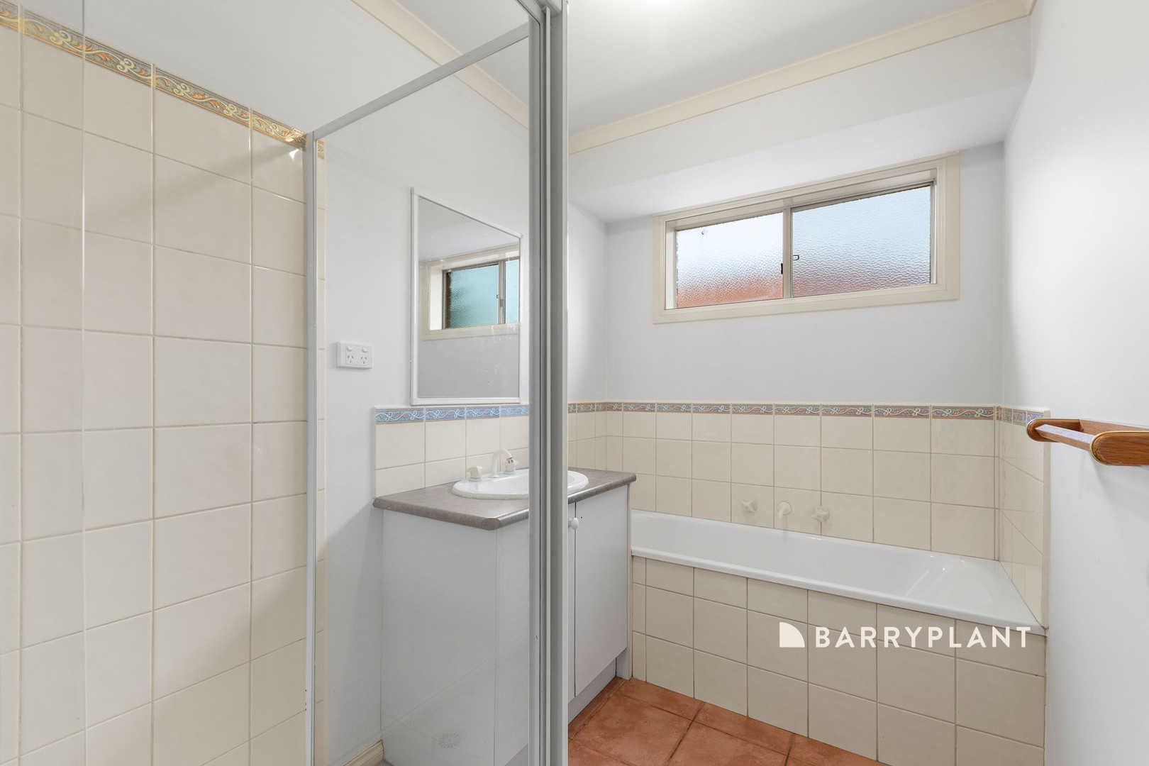 239 Monahans Road, Cranbourne West, VIC 3977, Cranbourne West - Thumbnail 4