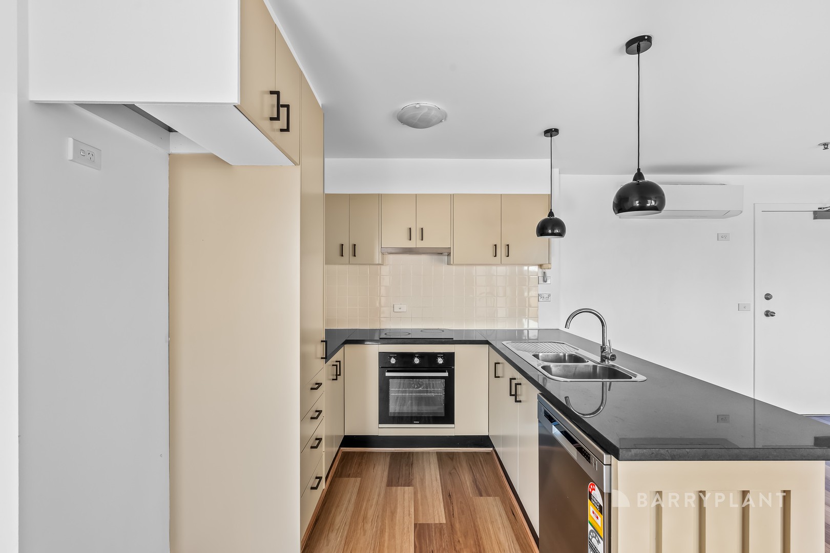 24/102 St Georges Road, Preston, VIC 3072 - Thumbnail 1 - 01/09/2026