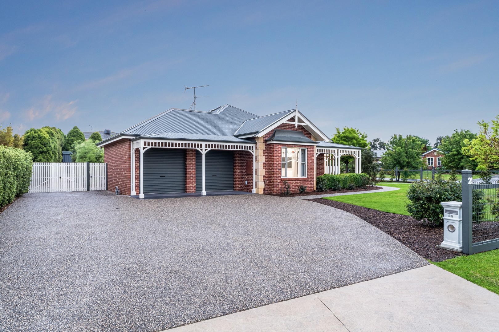 24-25 Chandon Court, Waurn Ponds, VIC 3216, Waurn Ponds - Thumbnail 2
