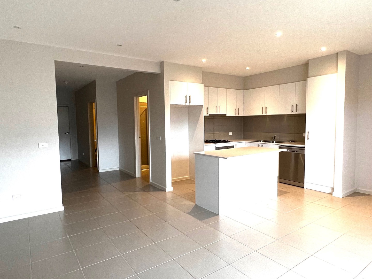 24/39-43 Cornish StreetSunbury, VIC 3429  - Leased, Sunbury - Thumbnail 8