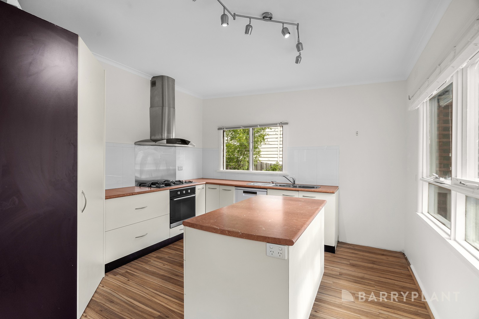 24 Albert Road, Lilydale, VIC 3140 - Thumbnail 2 - 01/05/2026