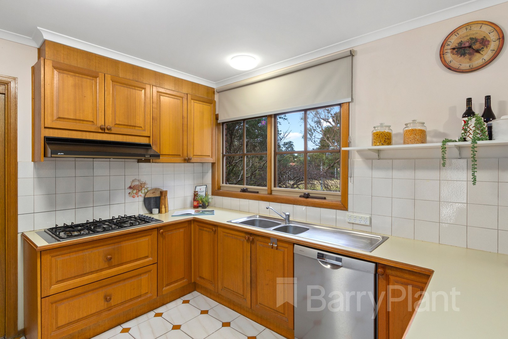 24 Amersham Drive, Wantirna, VIC 3152, Wantirna - Thumbnail 3