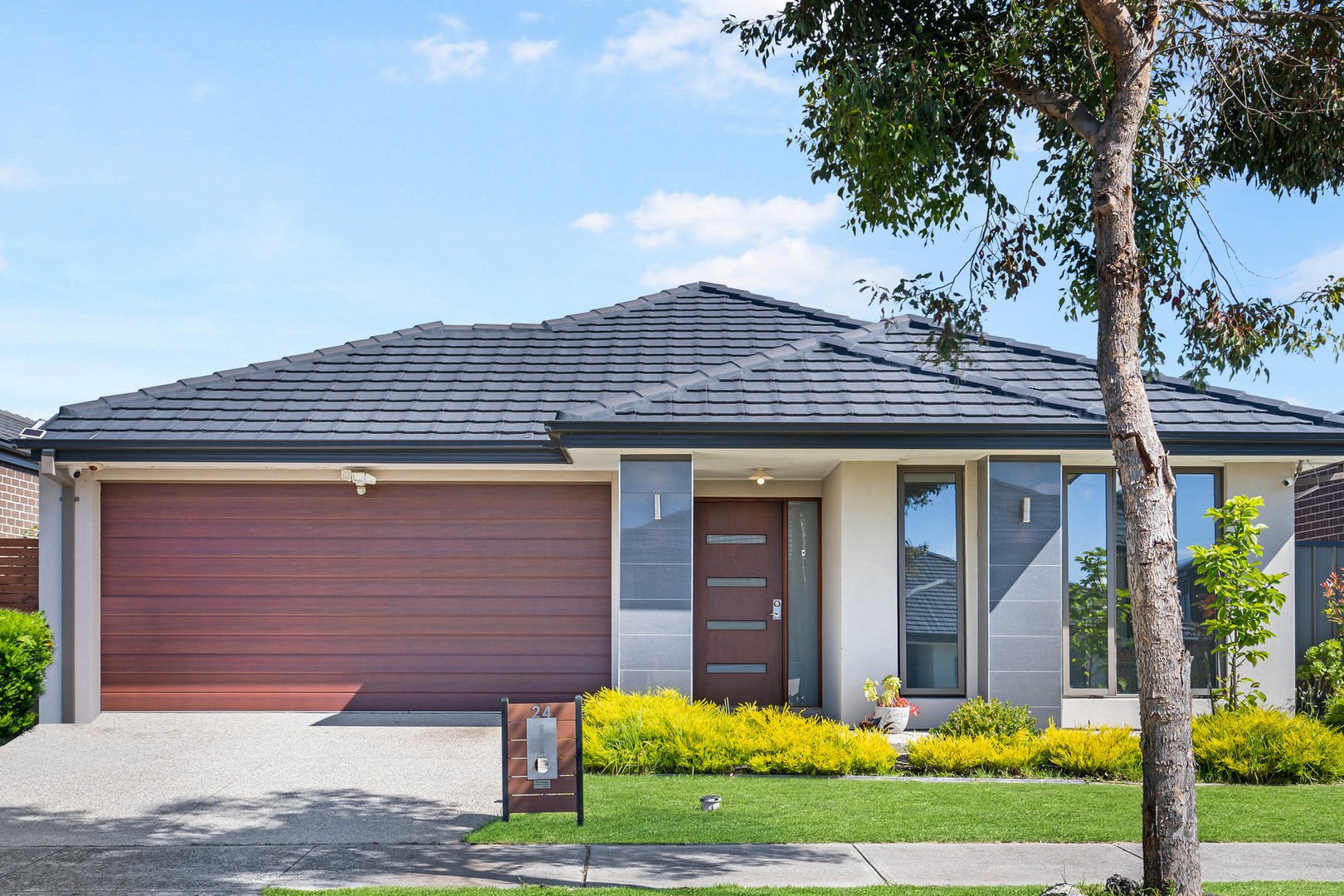 24 Appleby Street, Williams Landing, VIC 3027, Williams Landing - Thumbnail 2