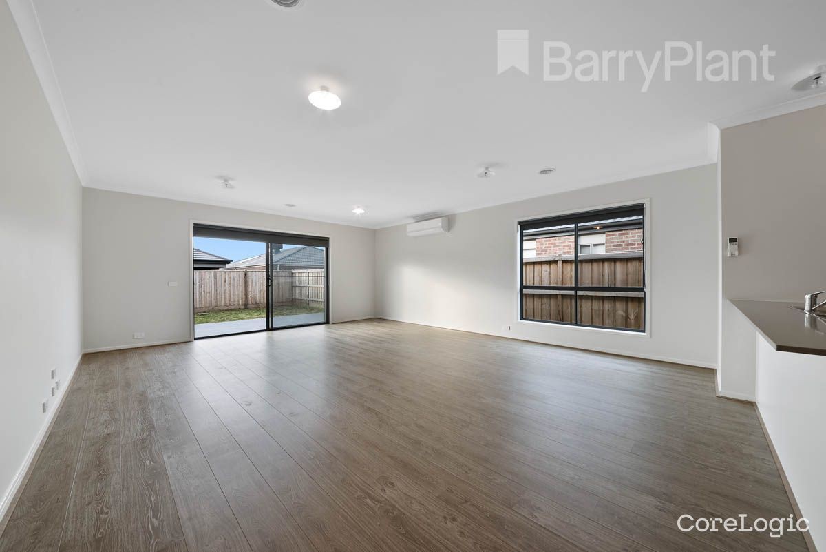 24 Avonbury Circuit, Cranbourne West, VIC 3977, Cranbourne West - Thumbnail 4
