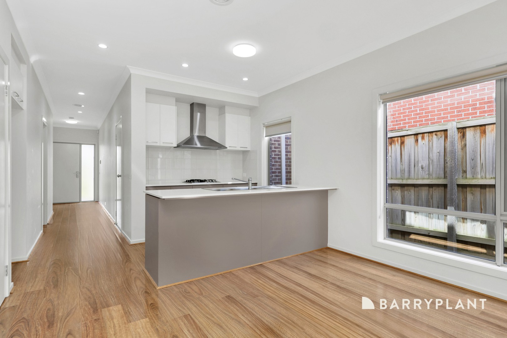 24 Aylesbury Boulevard, Doreen, VIC 3754, Doreen - Thumbnail 2