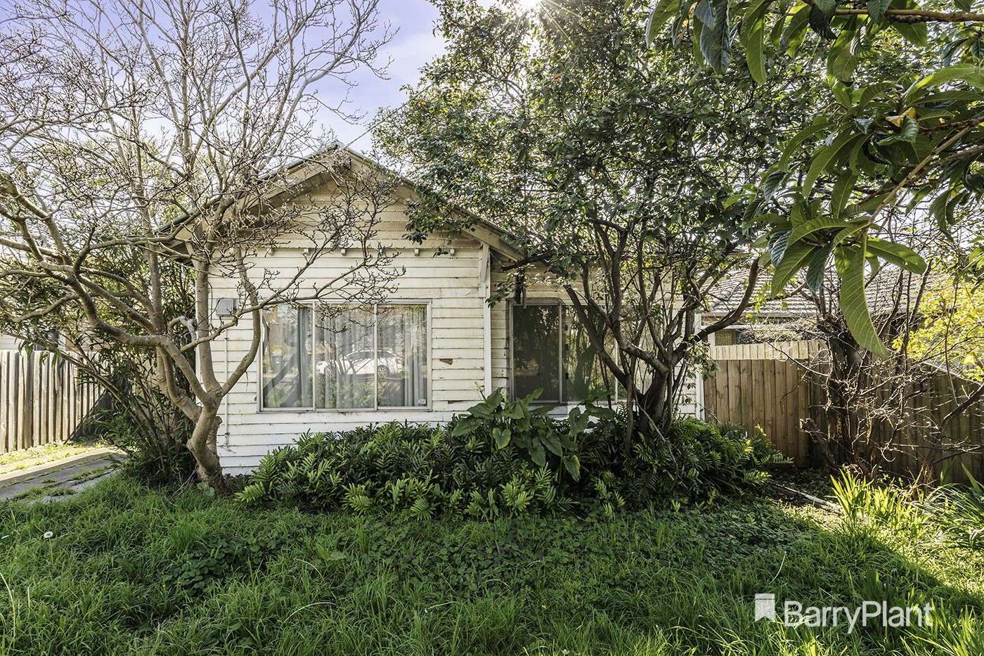 24 Bailey Avenue, Preston, VIC 3072, Preston - Thumbnail 2