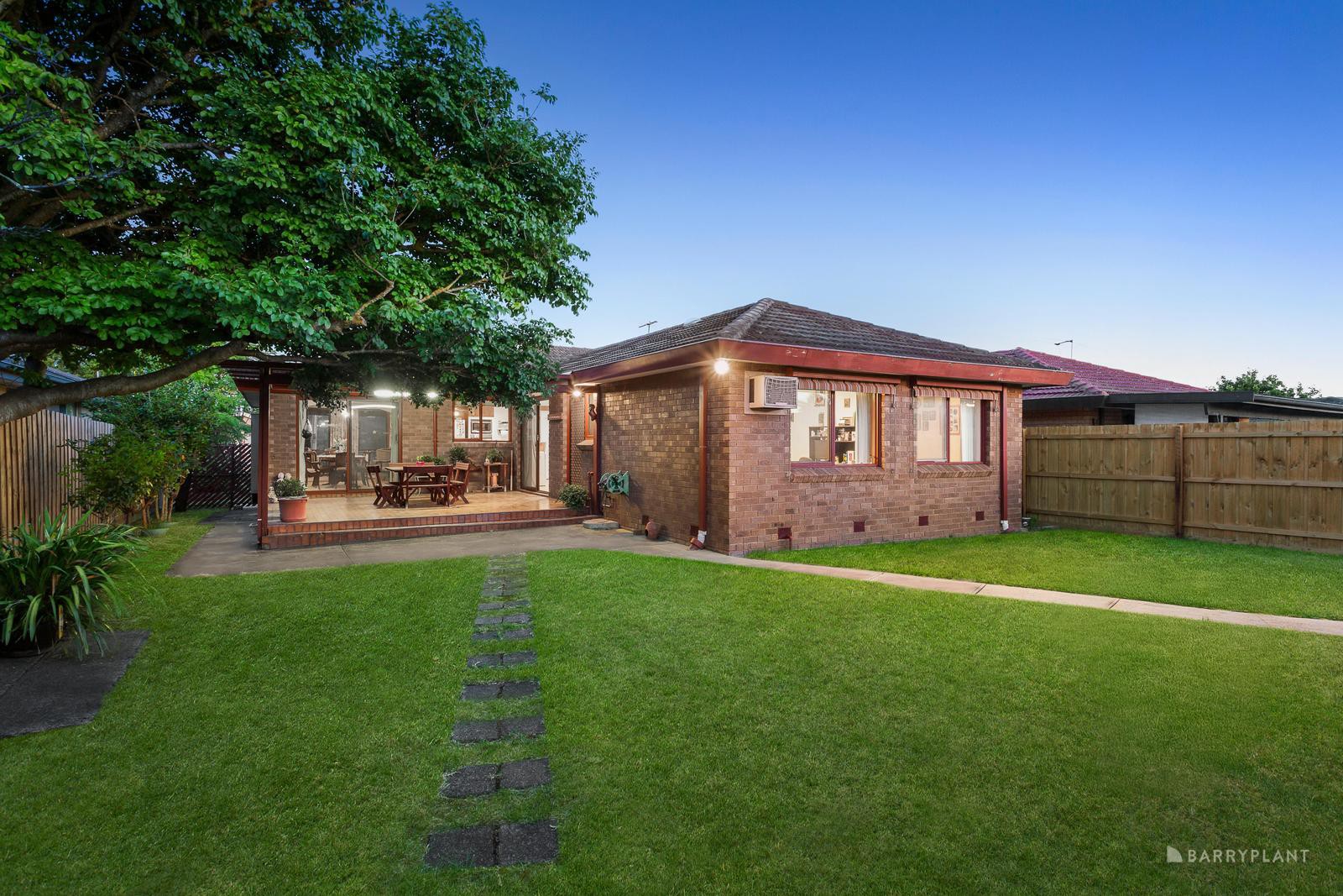 24 Baird Street, Greensborough, VIC 3088 - Thumbnail 2 - 27/02/2025