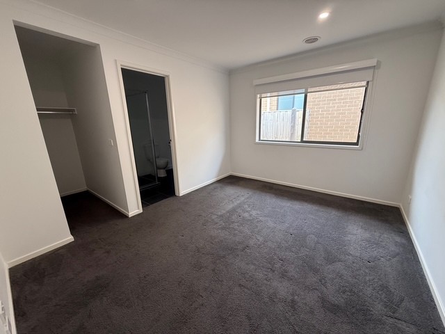 24 Beavers Street, Mickleham, VIC 3064, Mickleham - Thumbnail 8