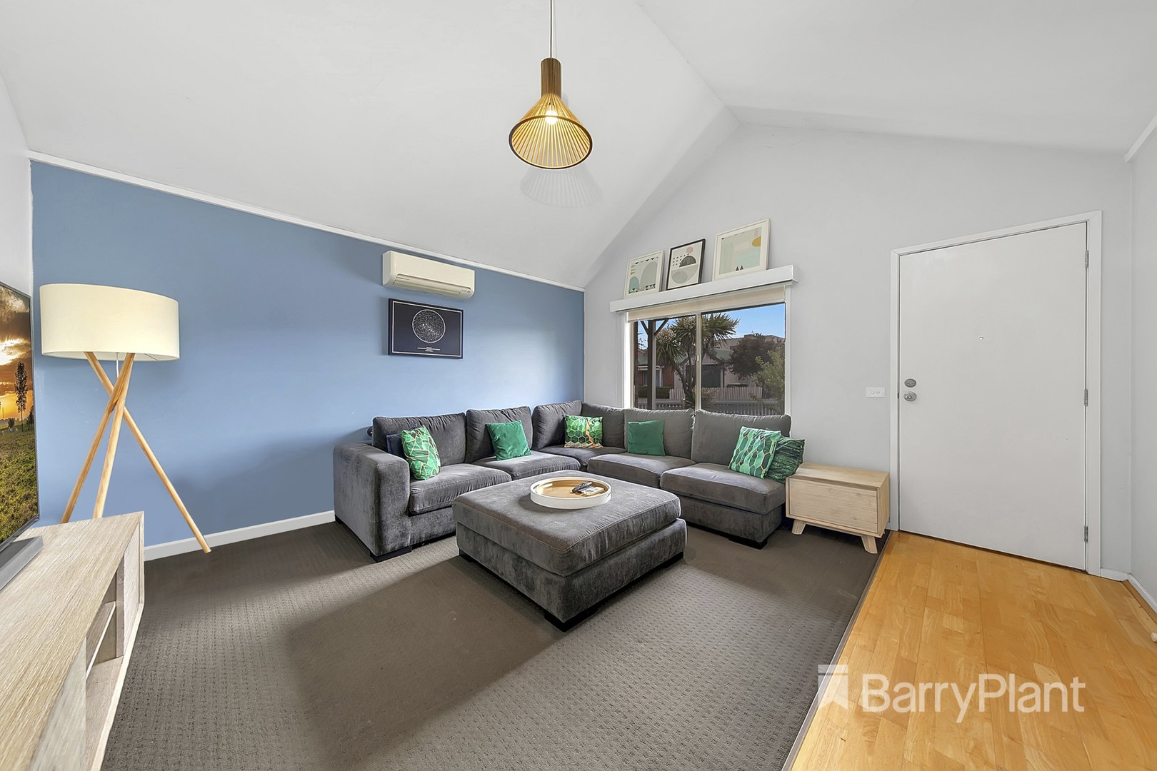 24 Benjamin Close, Bundoora, VIC 3083, Bundoora - Thumbnail 2