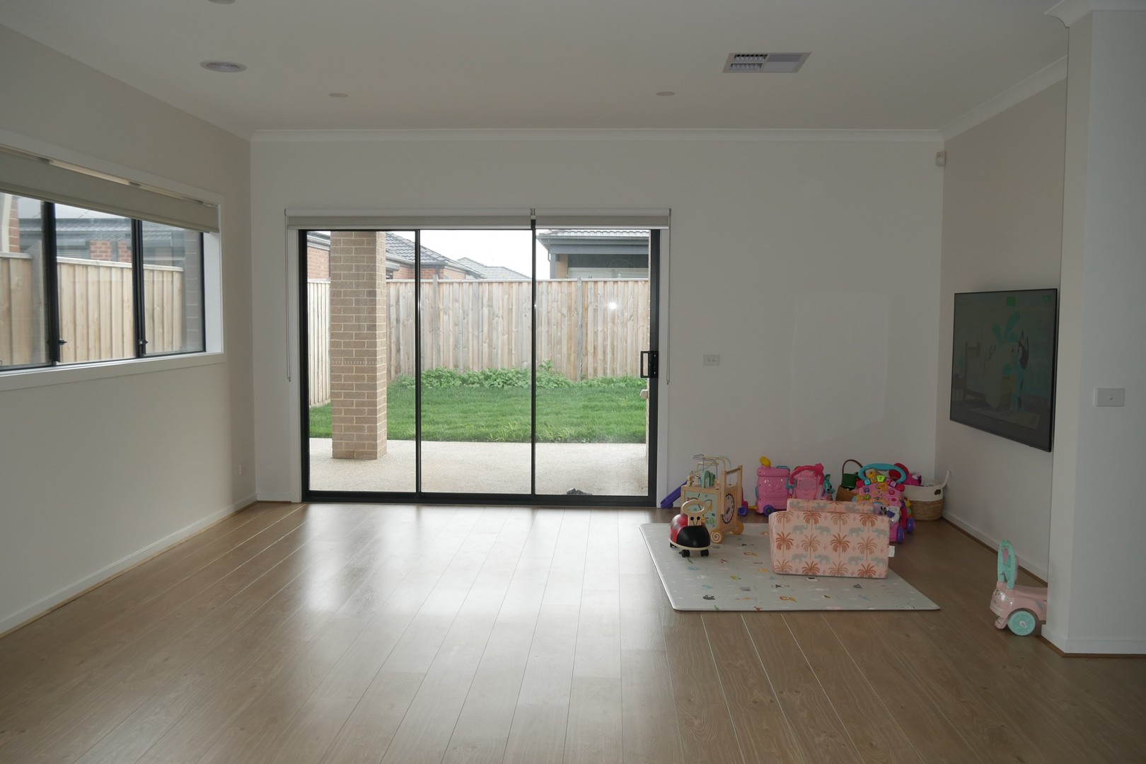 24 Bluewren Street, Kurunjang, VIC 3337, Kurunjang - Thumbnail 3