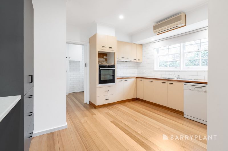 24 Bonsey Rd, Highton, VIC 3216, Highton - Thumbnail 4