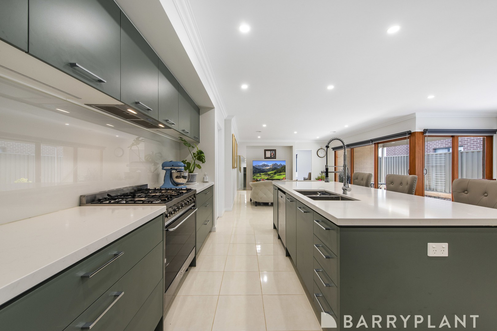 24 Bracknell Crescent, Strathtulloh, VIC 3338, Strathtulloh - Thumbnail 3
