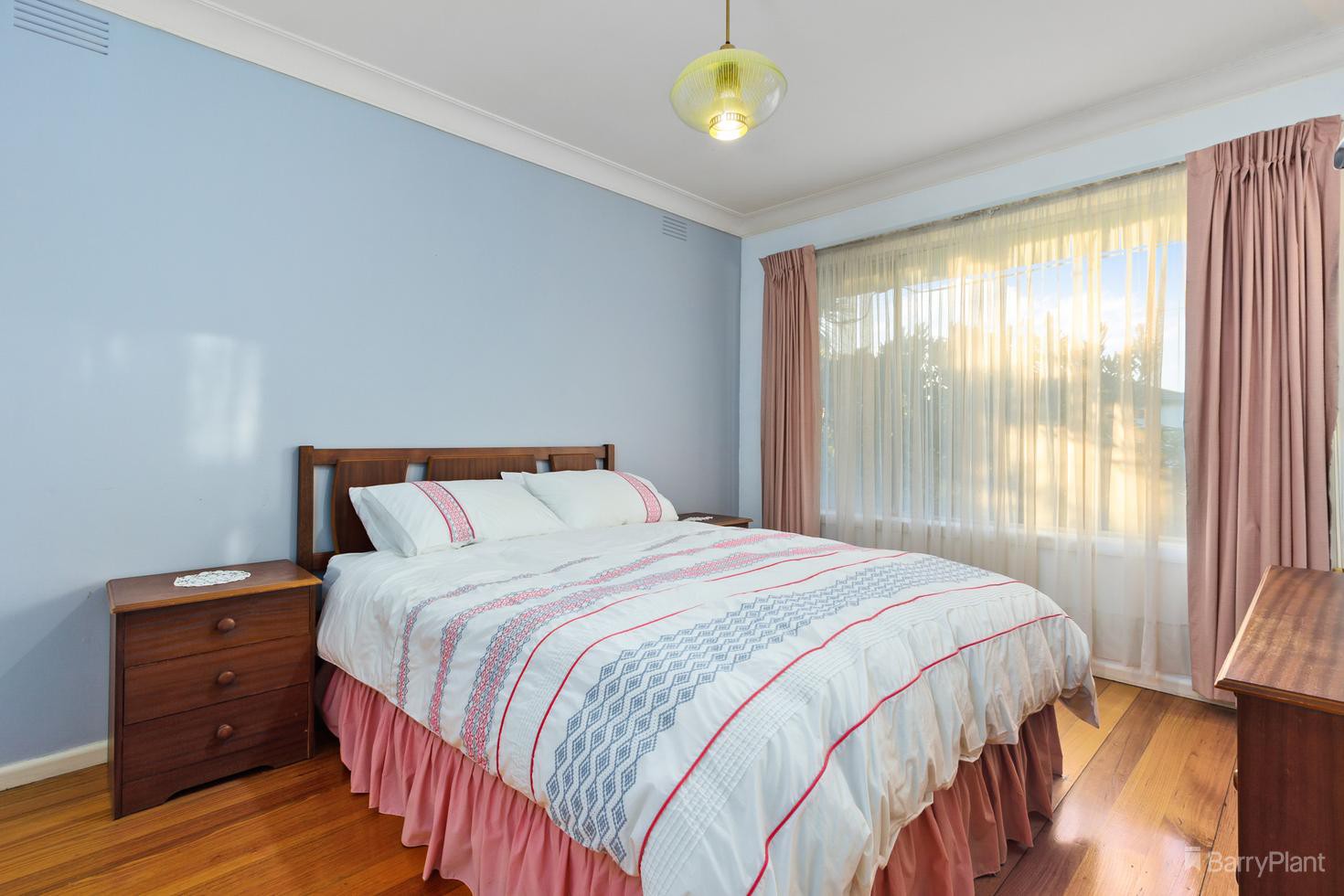 24 Buckingham Crescent, Doncaster, VIC 3108, Doncaster - Thumbnail 2