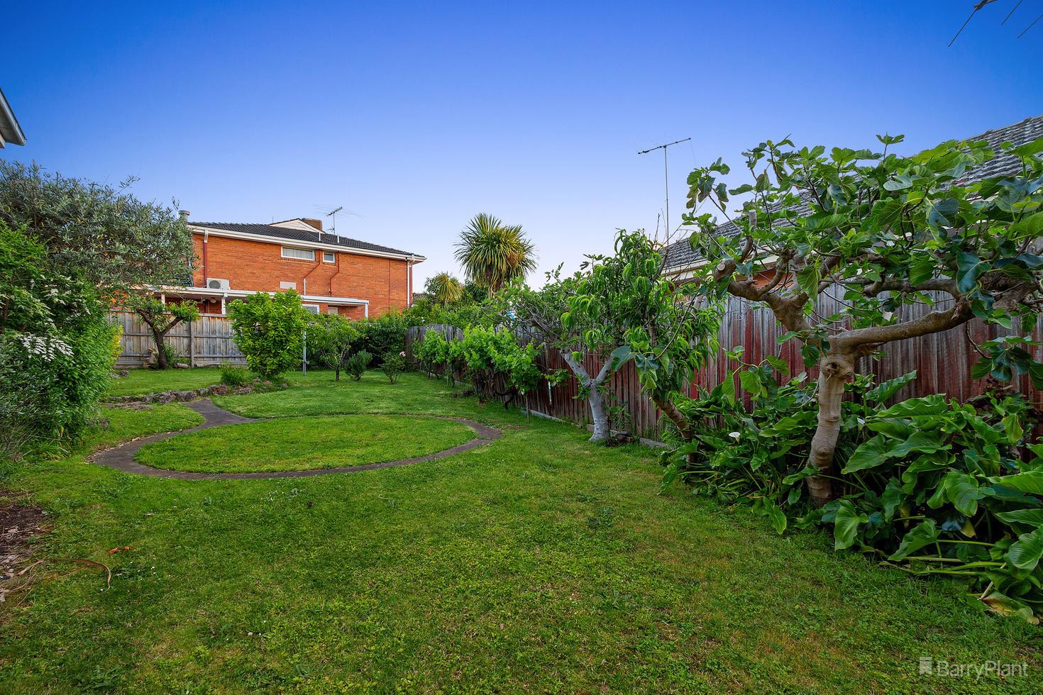 24 Buckingham Crescent, Doncaster, VIC 3108, Doncaster - Thumbnail 4