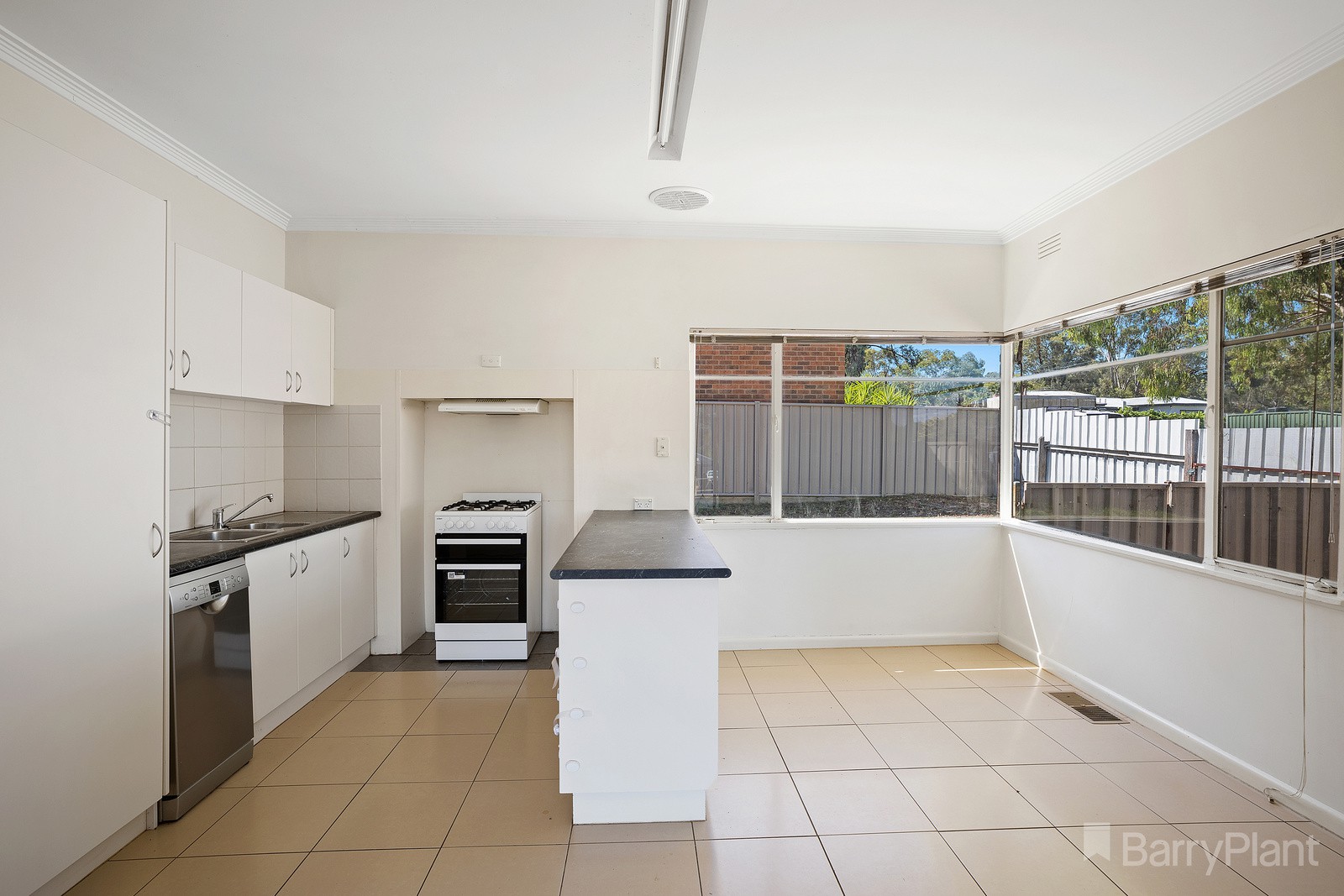 24 Burrowes StreetGolden Square, VIC 3555  - Leased, Golden Square - Thumbnail 4