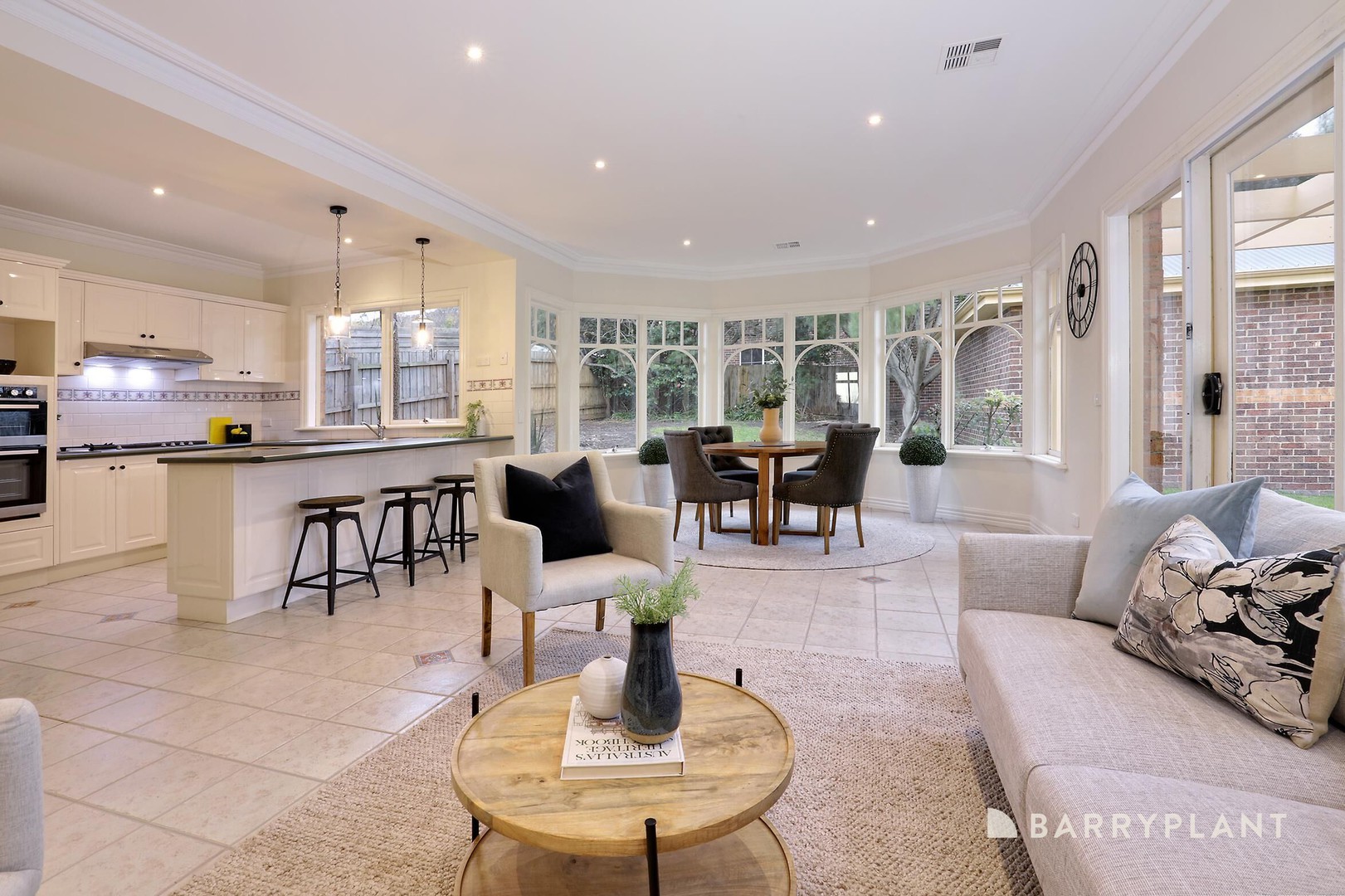 24 Camphor Close, Lysterfield, VIC 3156, Lysterfield - Thumbnail 3